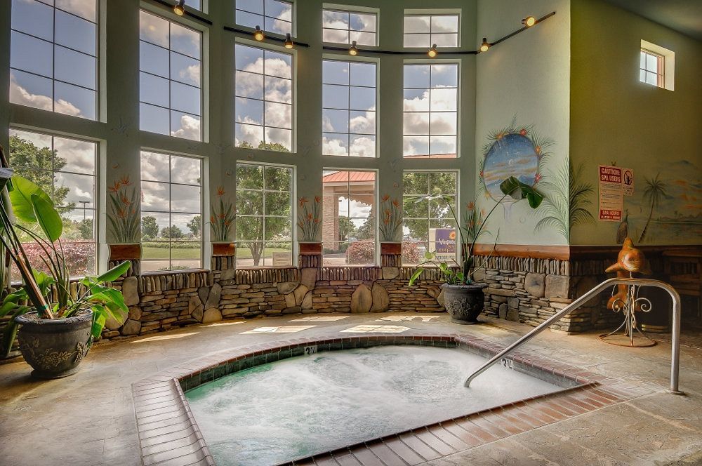 The Lodge At Rolling Hills Casino & Resort Corning Exterior photo
